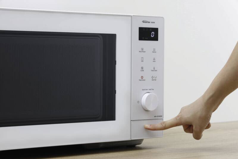 Panasonic NN-GD34QWEPG mikroovn hvid