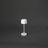 Konstsmide Lille mini hvid bordlampe portable