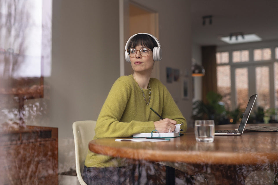 Philips 5000 series TAH5209WT/00 hovedtelefoner/headset Trådløs Opkald/musik Bluetooth Hvid