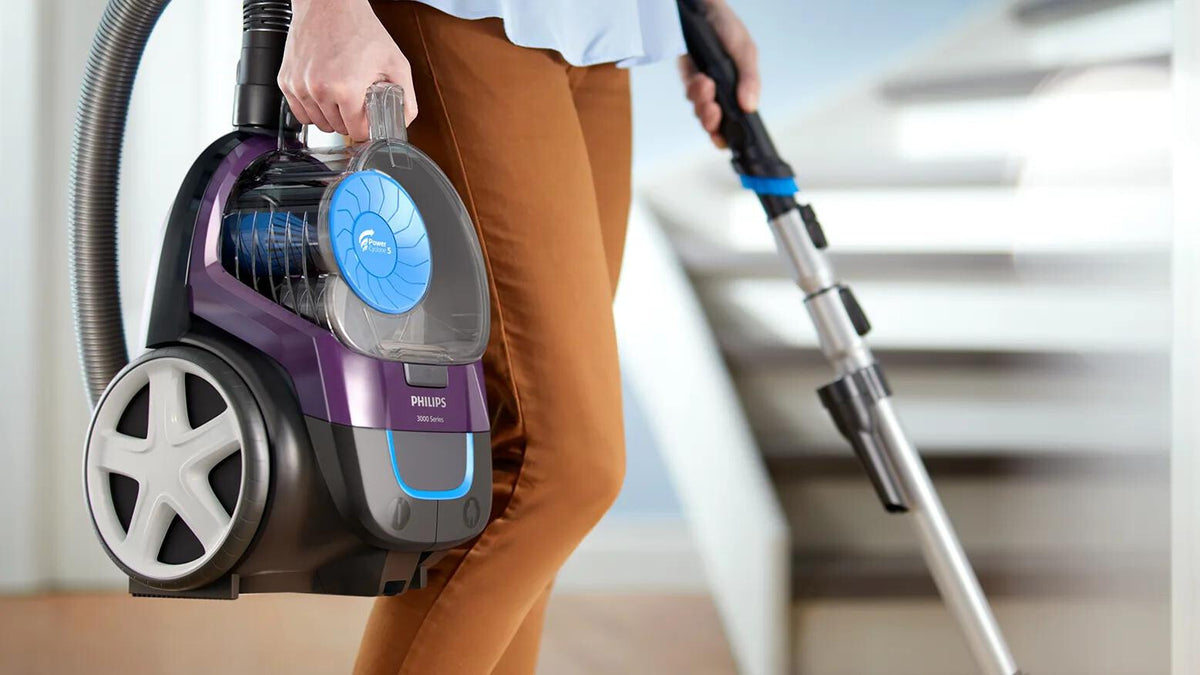 Bagless VC PowerPro Compact FC9333/0