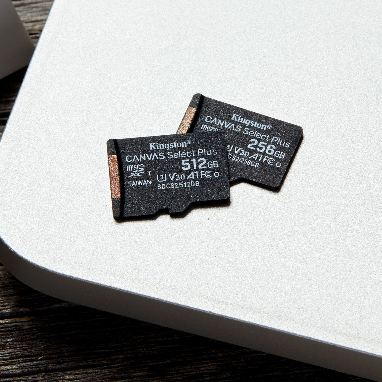 Kingston Technology Canvas Select 512 GB micSDXC Plus 100R A1 C10-kort + ADP