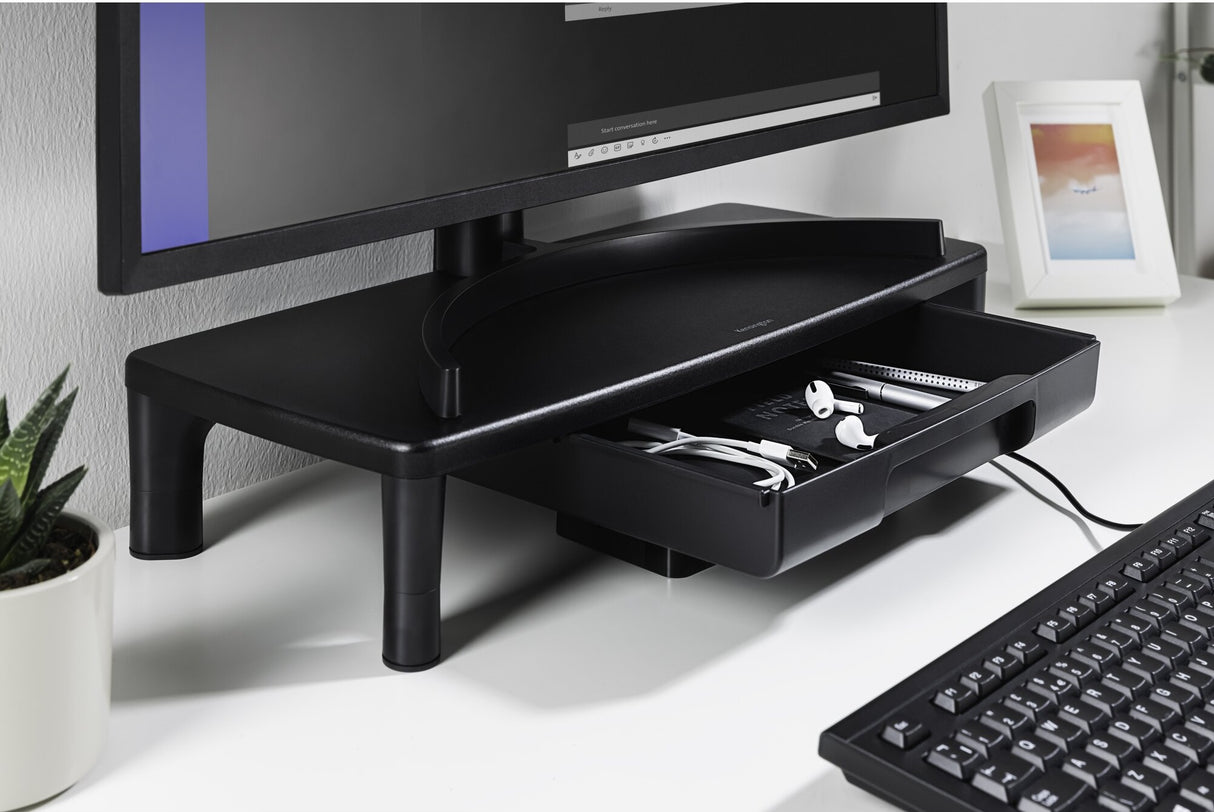 Kensington KB100 EQ tastatur i fuld størrelse med ledning