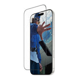 PanzerGlass ® Skærmbeskyttelse iPhone 17 Pro Max | Ultra-Wide Fit m. Fastfit in-a-box