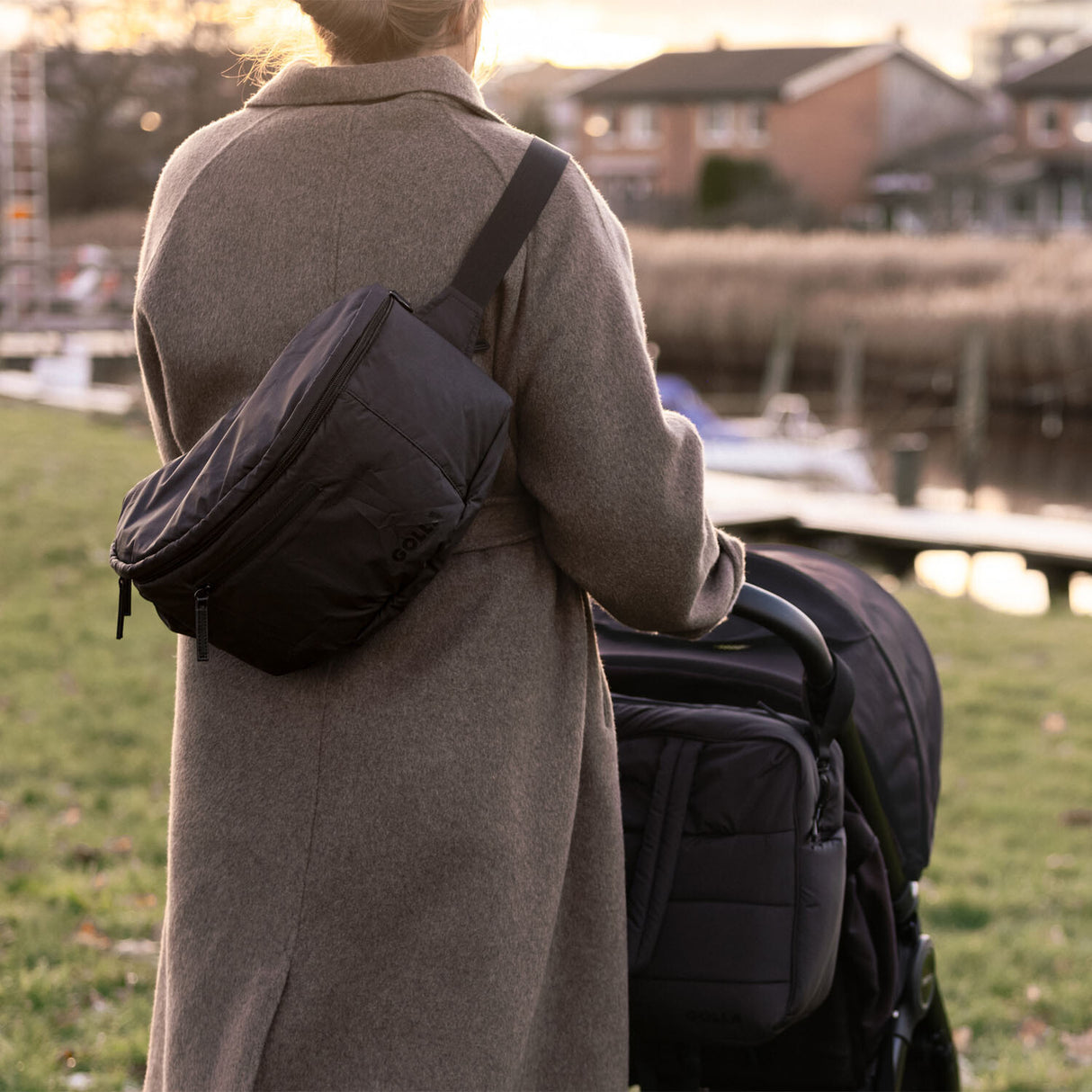 Golla Pusletaske/Bumbag Ivy Polyester Sort