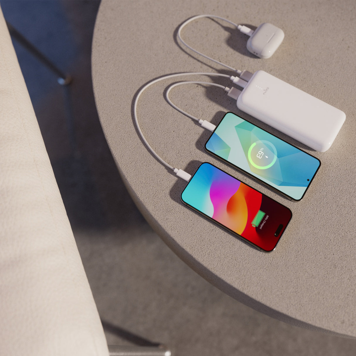 PURO Power Bank 20000mAh USB-C + 2 USB-A hurtigopladning. Hvid