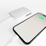 PURO Power Bank 5000 mAh med stander kompatibel med MagSafe