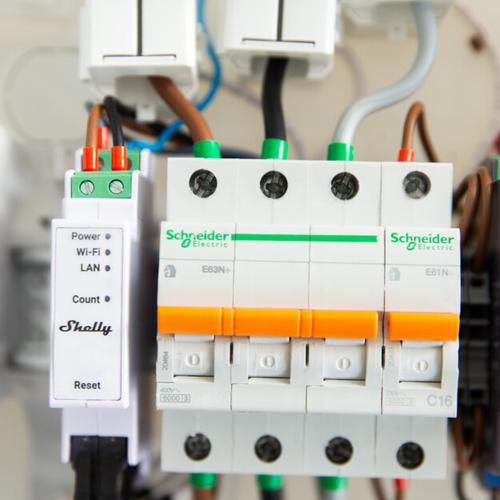 Shelly PRO 3EM 120A 3-Phase Energy Meter, WiFi/Bluetooth